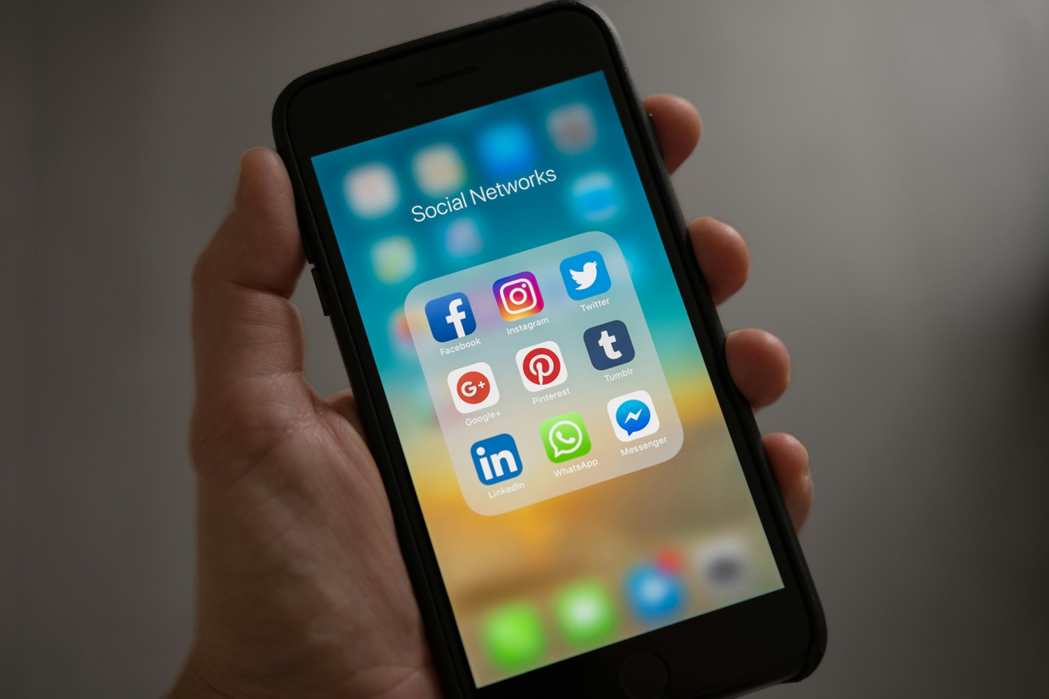 Social media apps on a smart phone